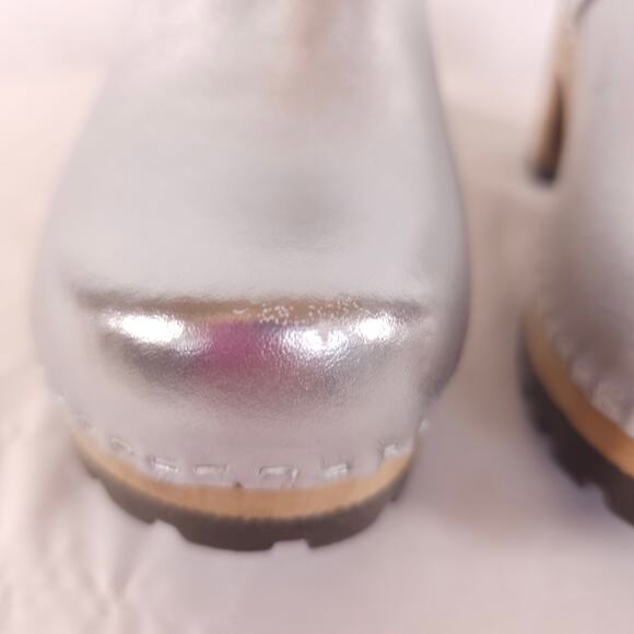 Sven Original Wide Collar Clogs High Heel Silver Metallic Leather Sz 40 EU - Picture 10 of 11